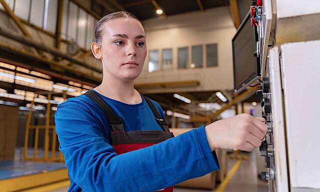 Die Arbeit als Maschinen- und Anlagenführer:in (m/w/d) bei THIMM
